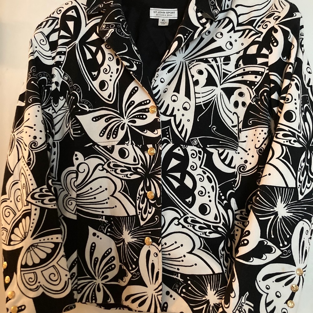 St John sport back & white jacket-sz xl-euc